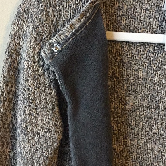 Leo & Nicole Chunky Brown Snap Closure Sweater, S - Picture 4 of 8